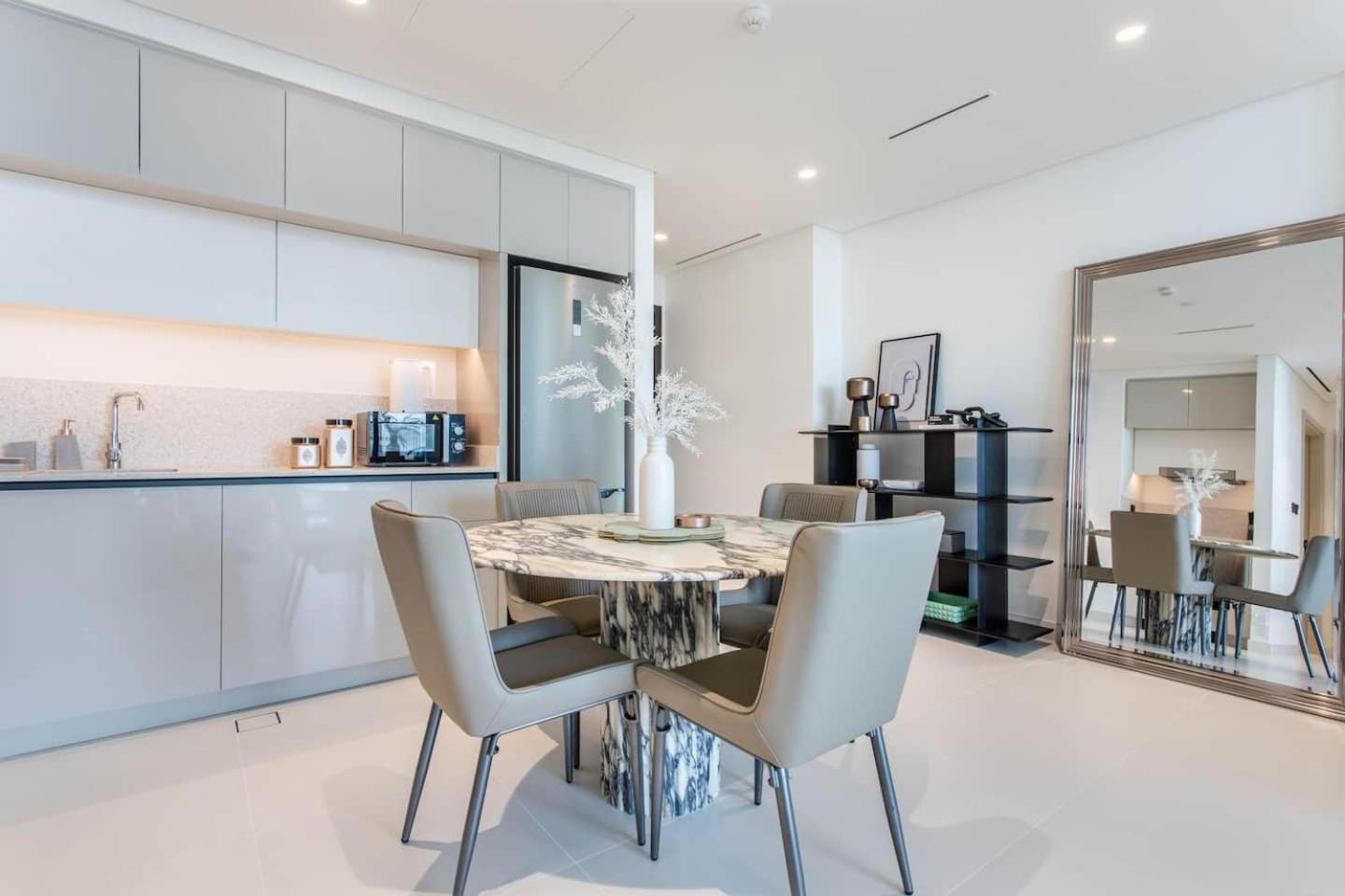 Apartamento High Floor Beachfront 1br W Sunset & Sea View! *